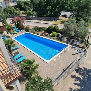 Lounger Apartmán